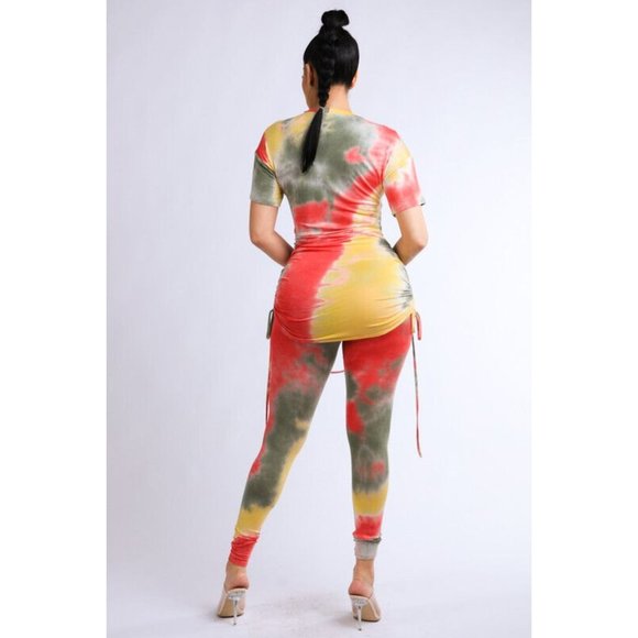 Women's Super Cute Short Sleeve Tie Dye Ruched Side Top & Matching Leggings Set - Picture 2 of 4